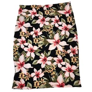 Pencil Skirt (Cassie)